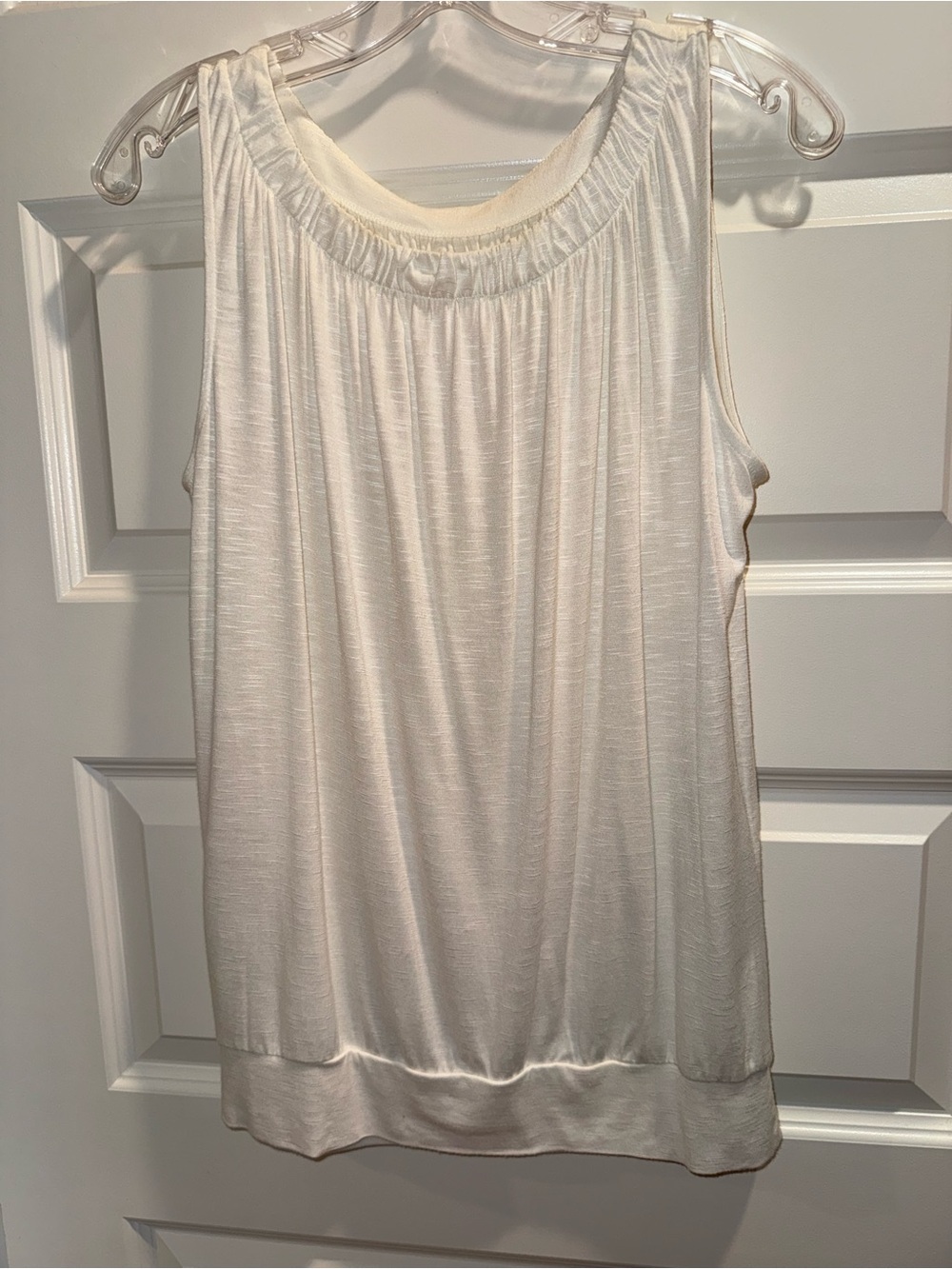 LOFT Sleeveless White Women's Blouse - Classic Bubble Hem Top Sz Small